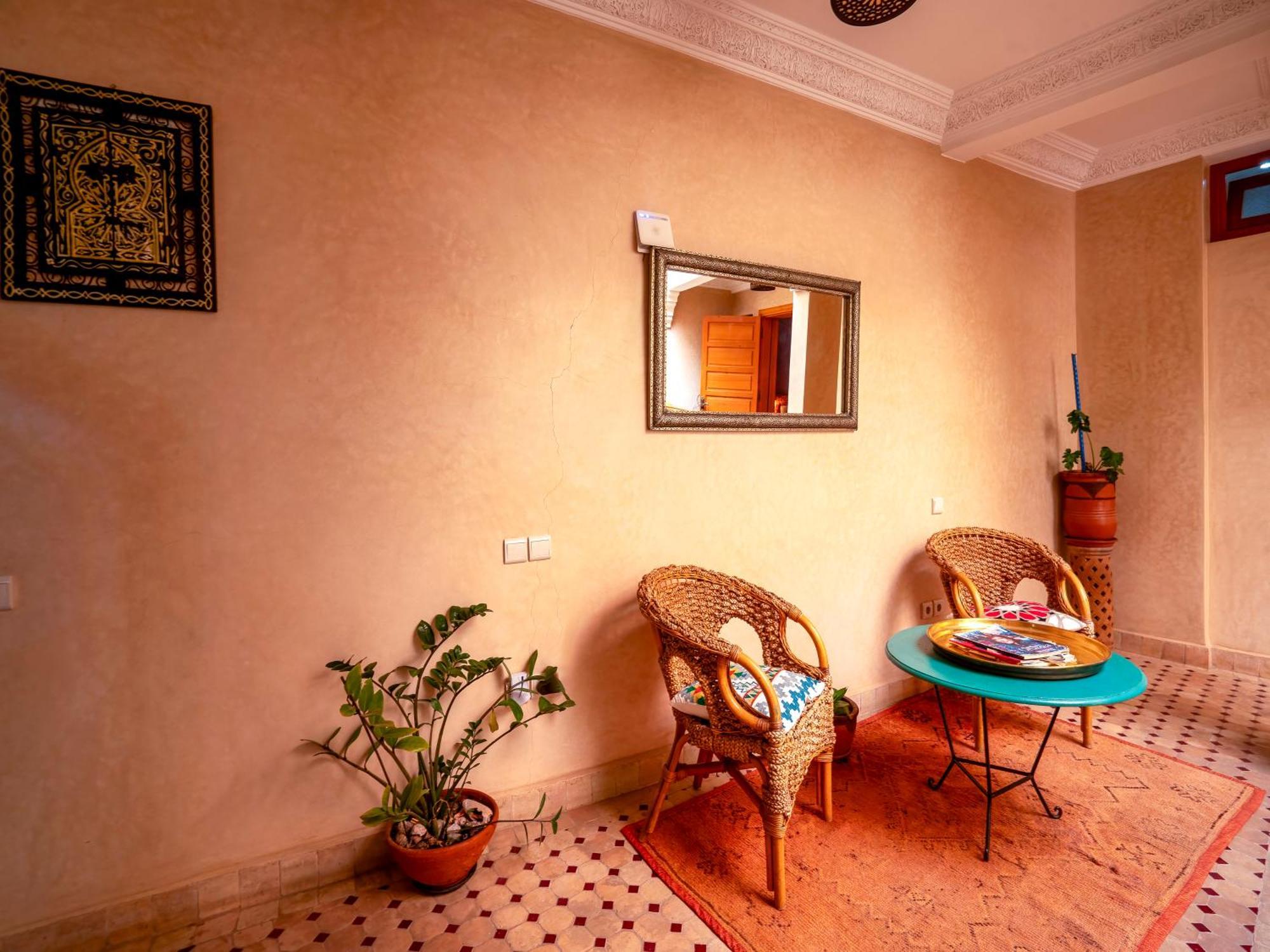 Riad Majdoulina Chez Jiji Marrakesh Bagian luar foto